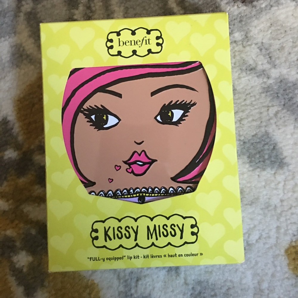 Benefit kissy missy lip kit!